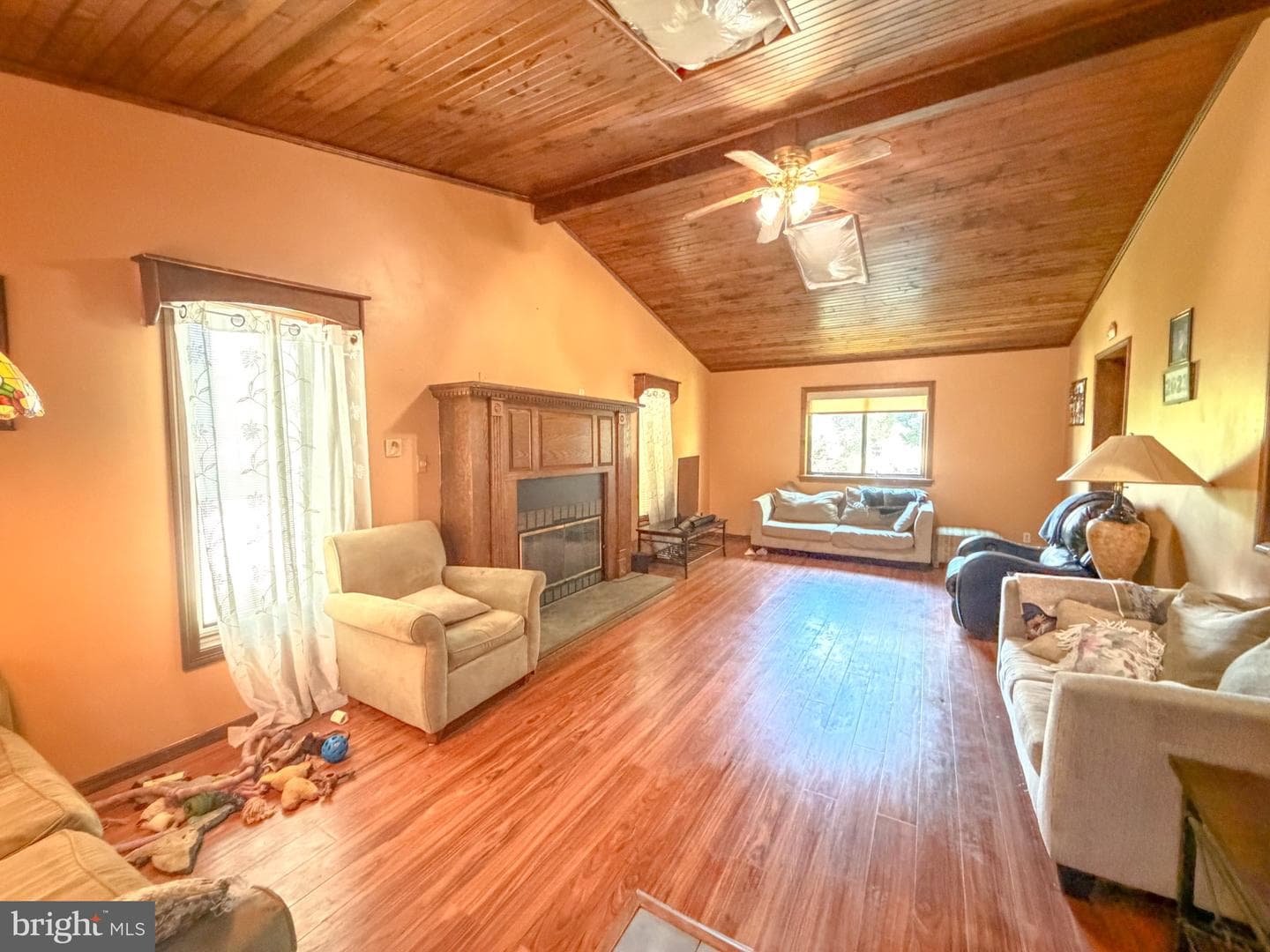 646 Amosland Road, Morton