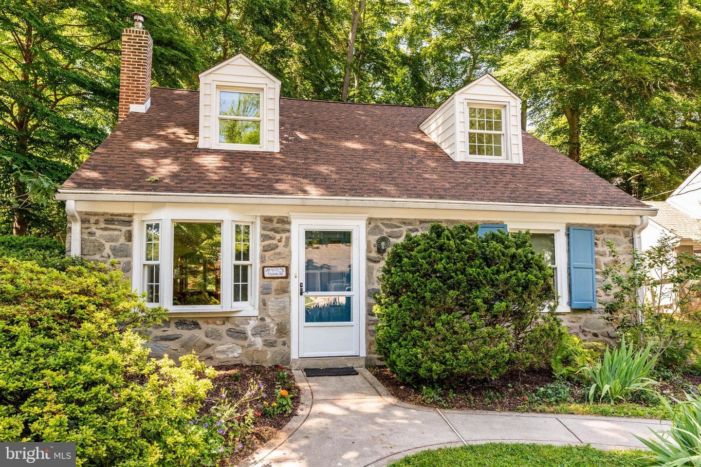 5025 Sylvia Road