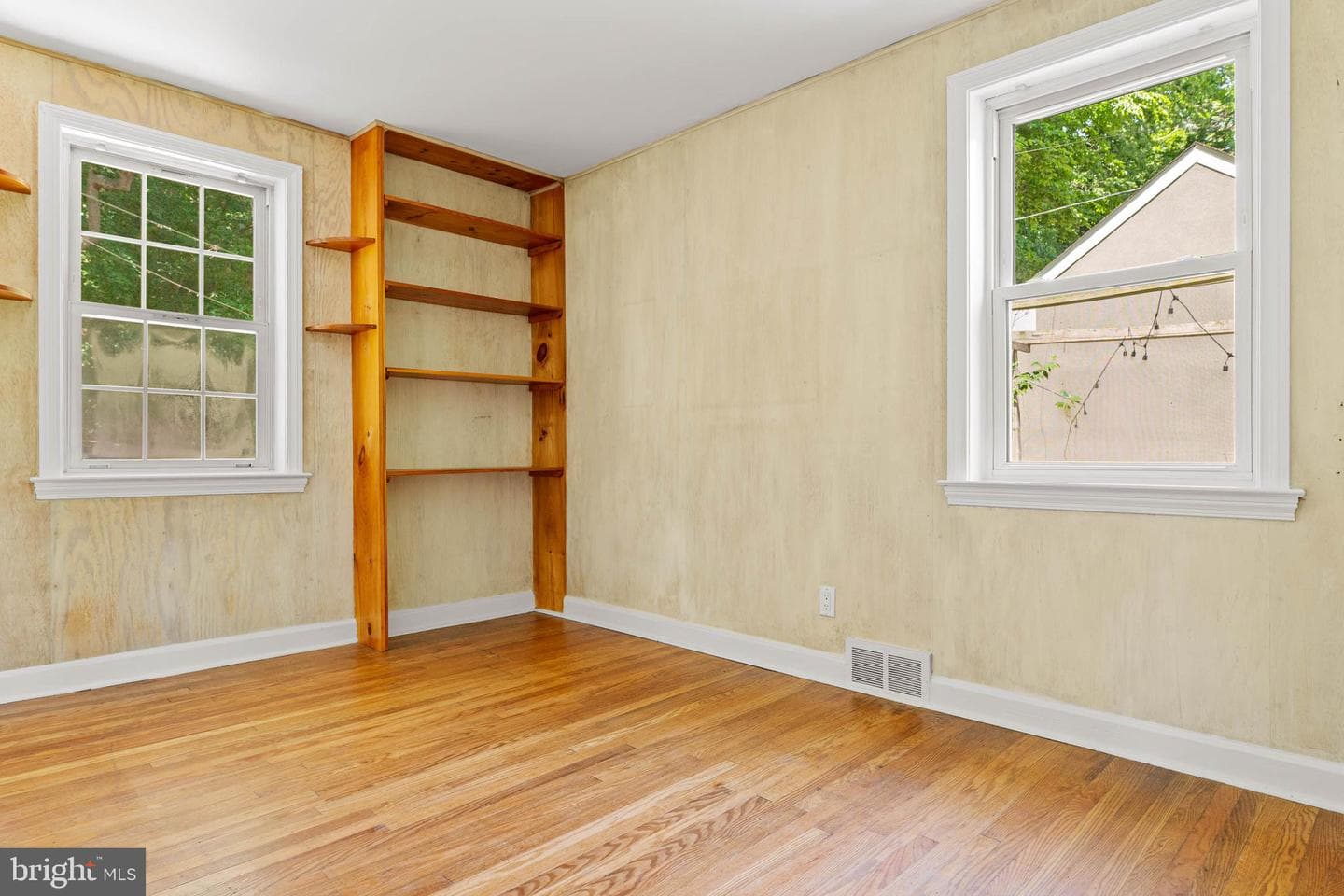 5025 Sylvia Road photo 19