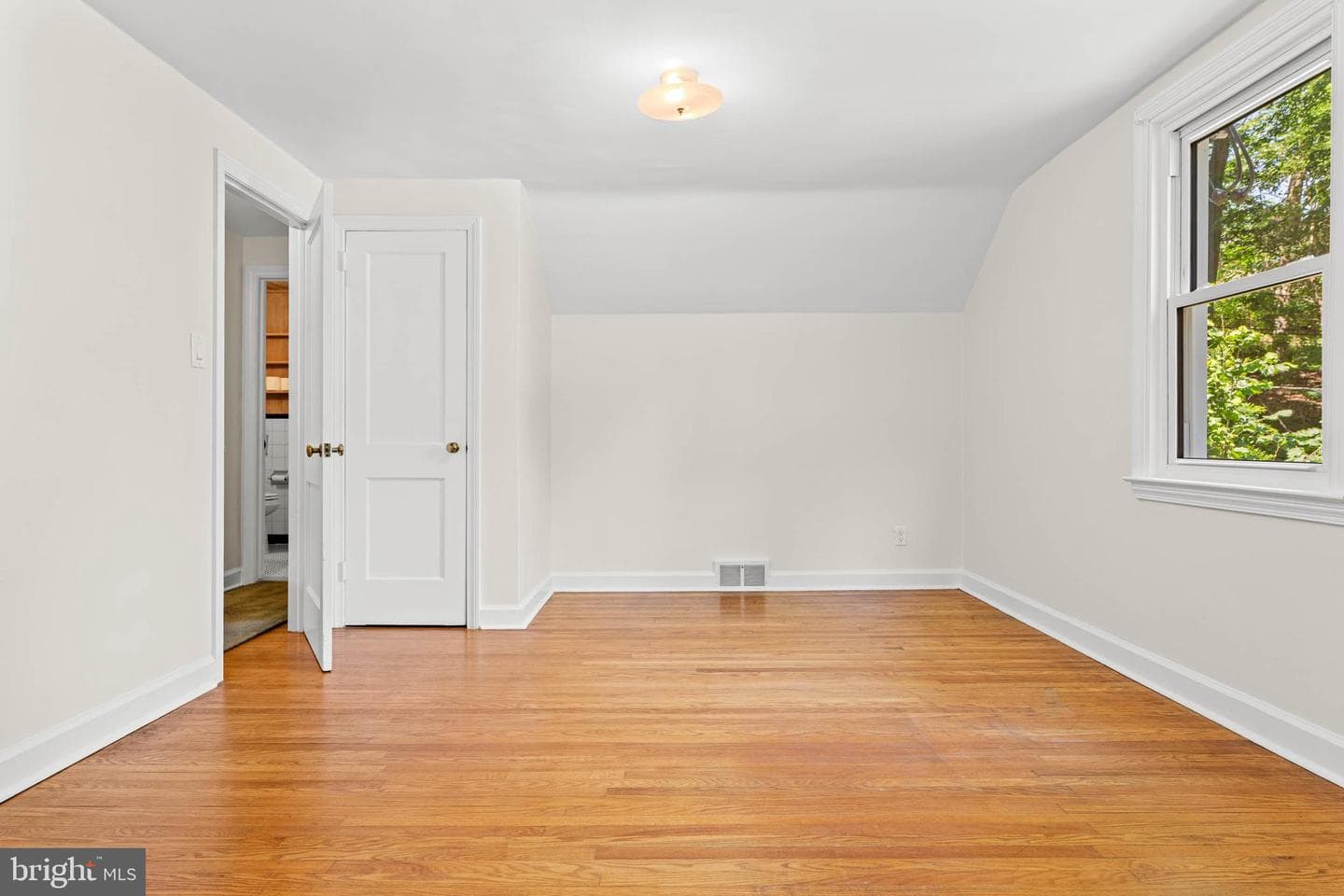 5025 Sylvia Road photo 23