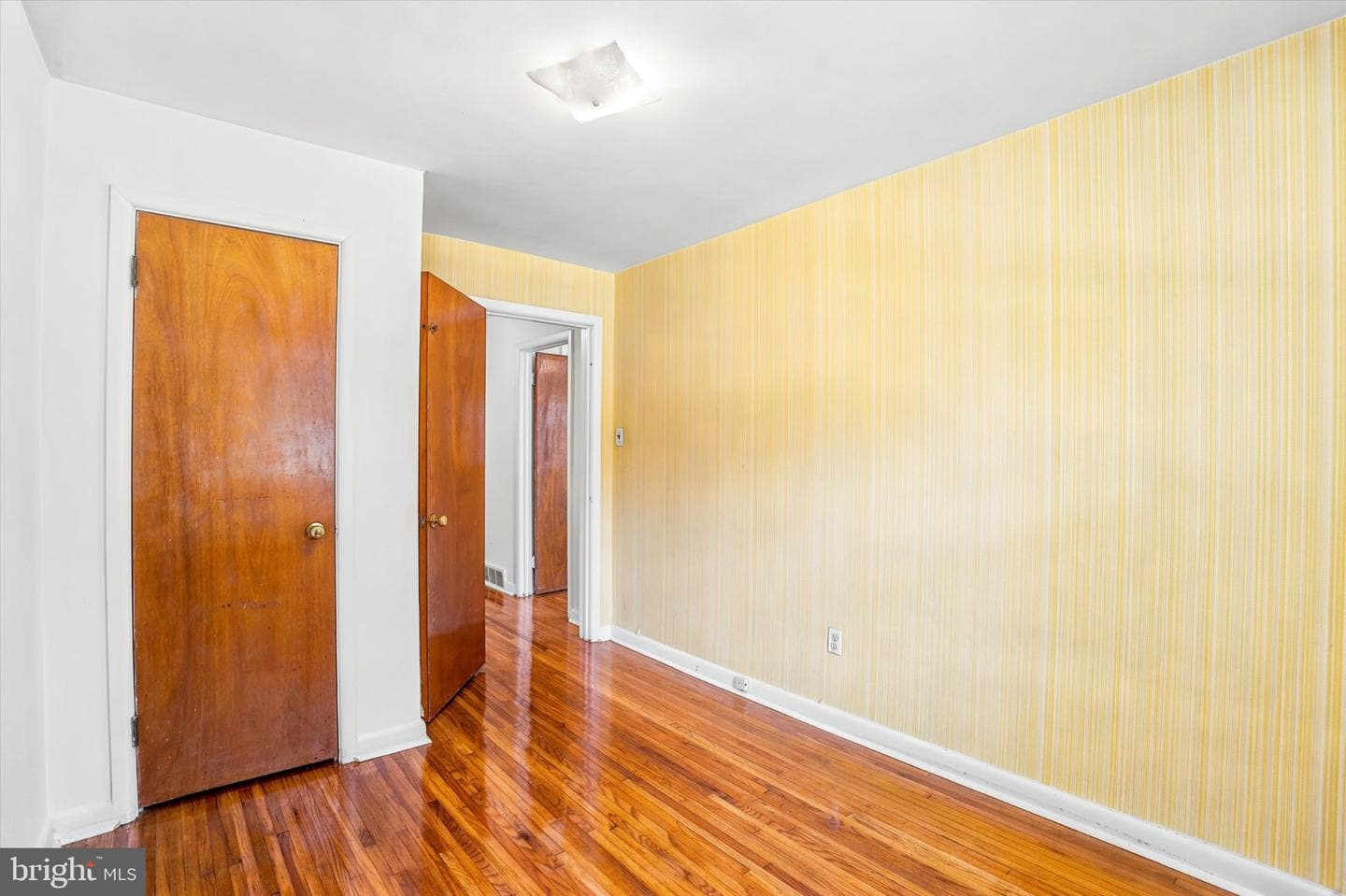 400 Rittenhouse Circle photo 17
