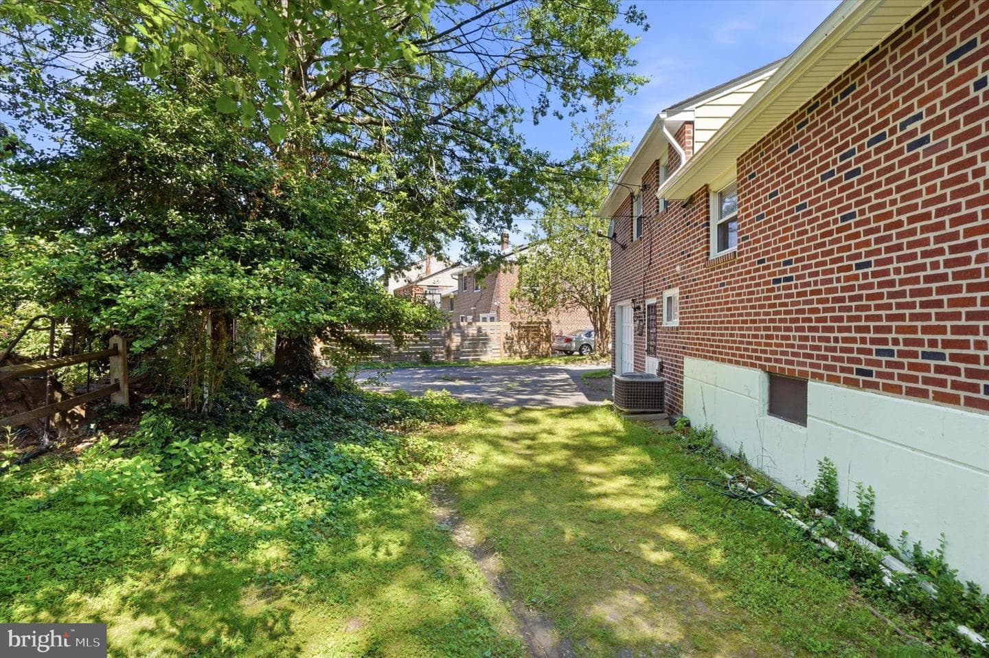 400 Rittenhouse Circle photo 24