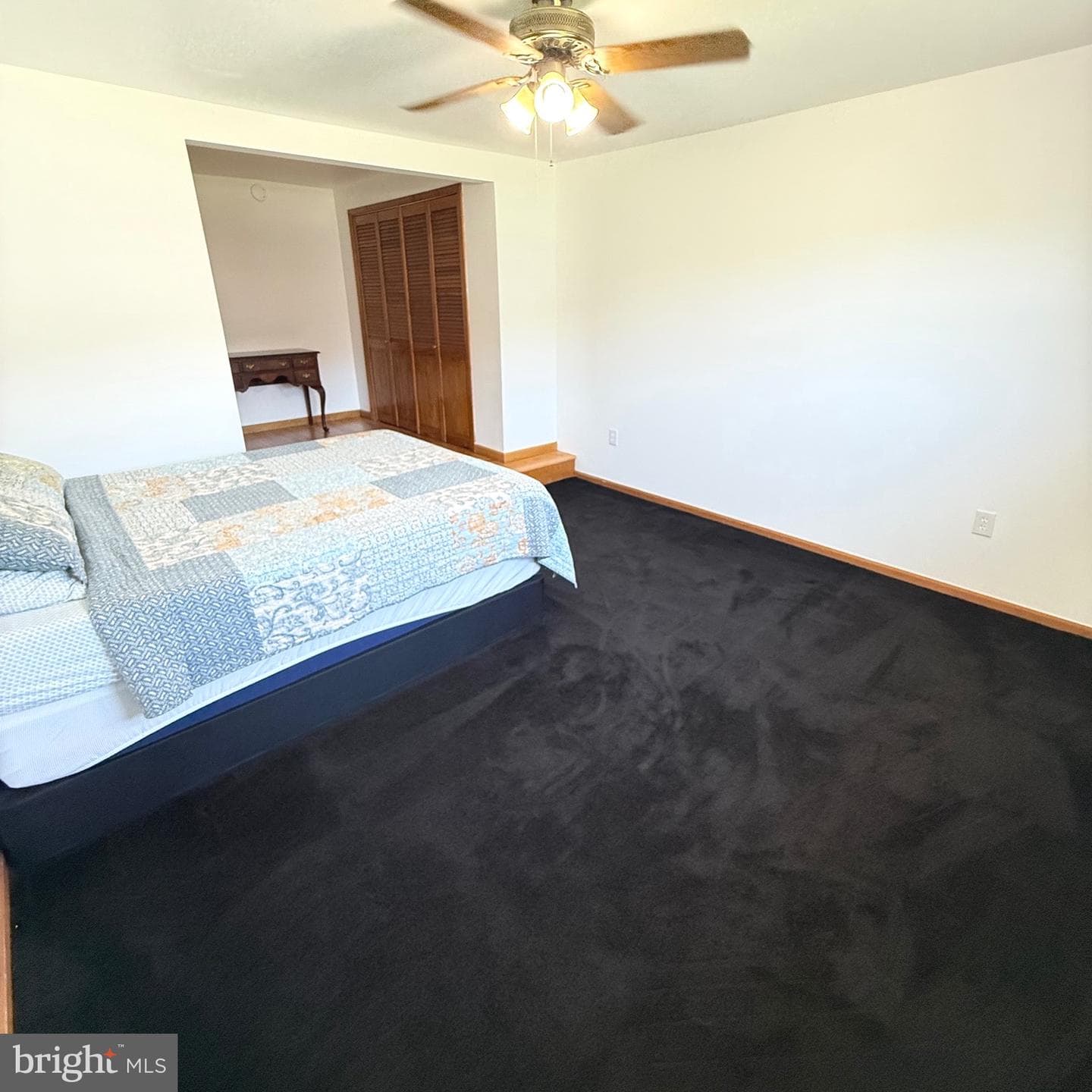 2121 N Lee Lane photo 24
