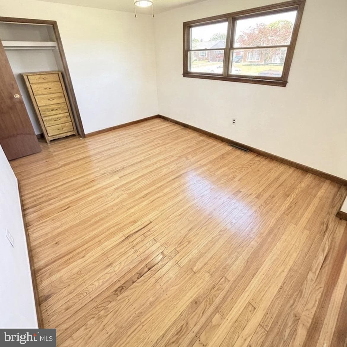 2121 N Lee Lane photo 31