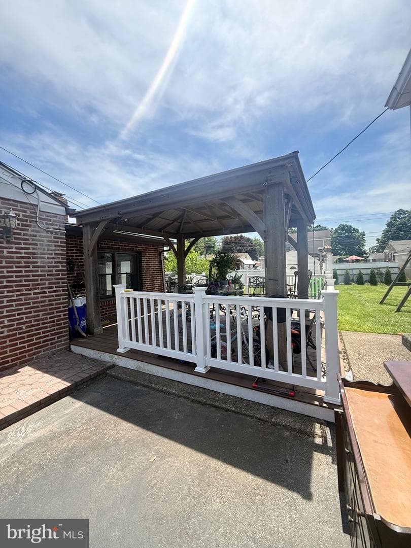 2121 N Lee Lane photo 53