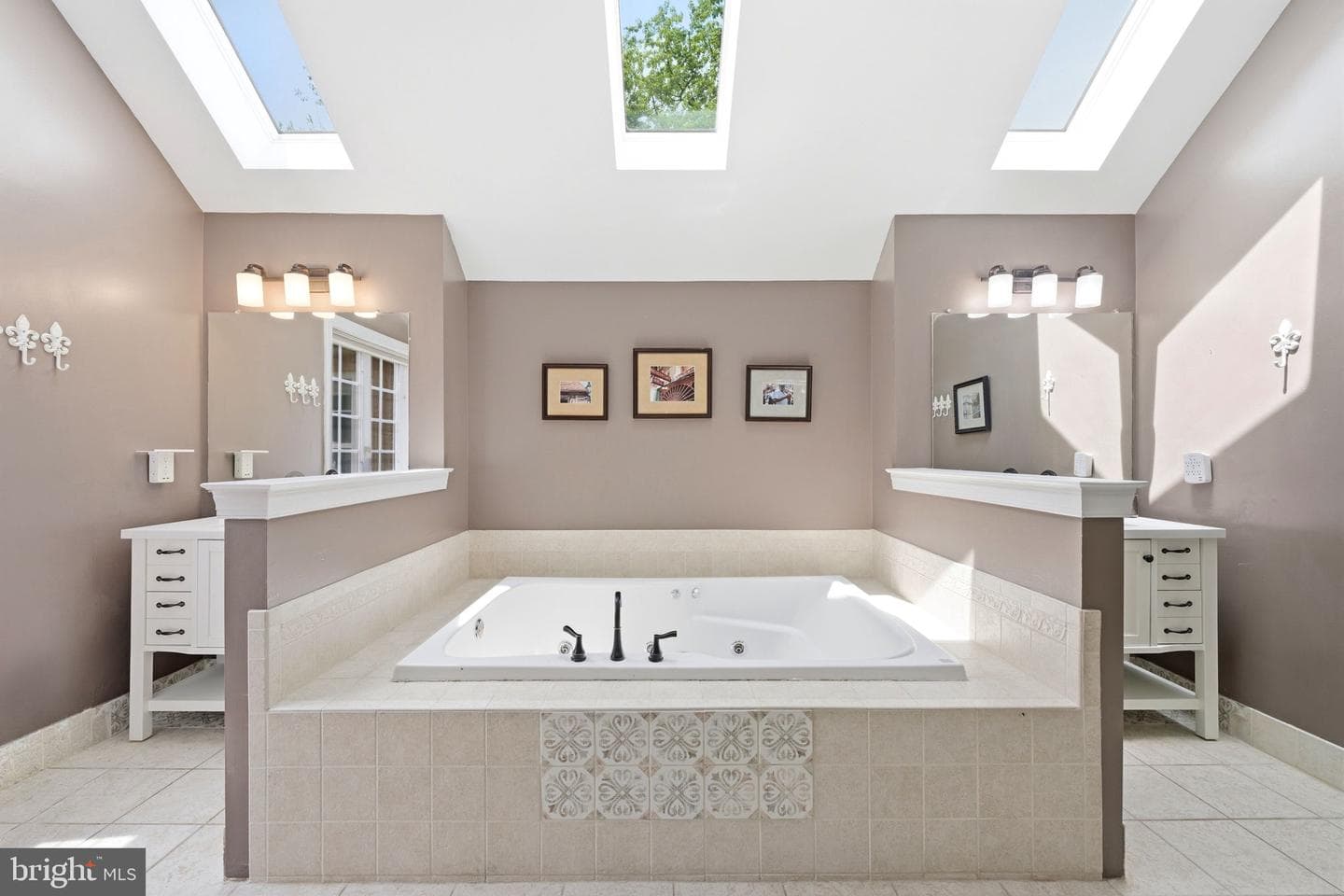 3219 Greystone photo 37