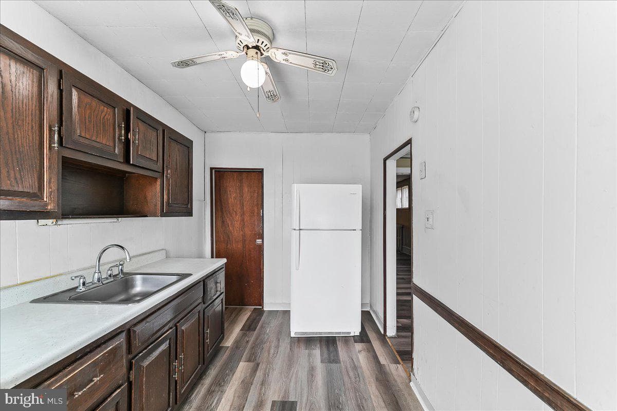 9 Ardsley Road photo 3