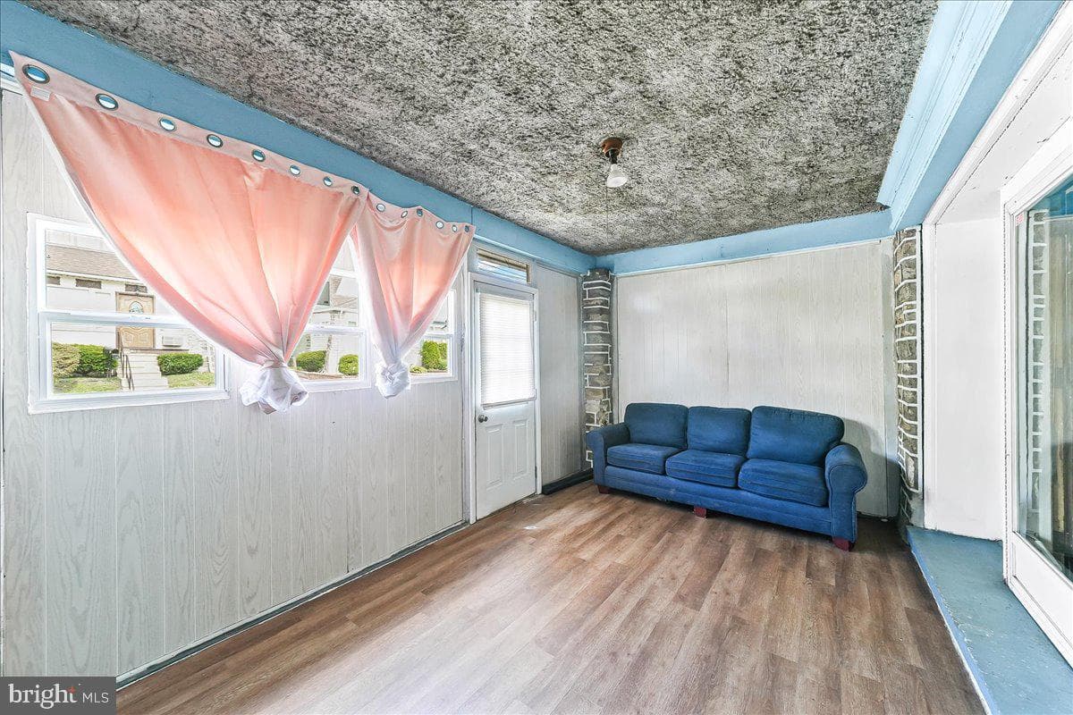 9 Ardsley Road photo 6