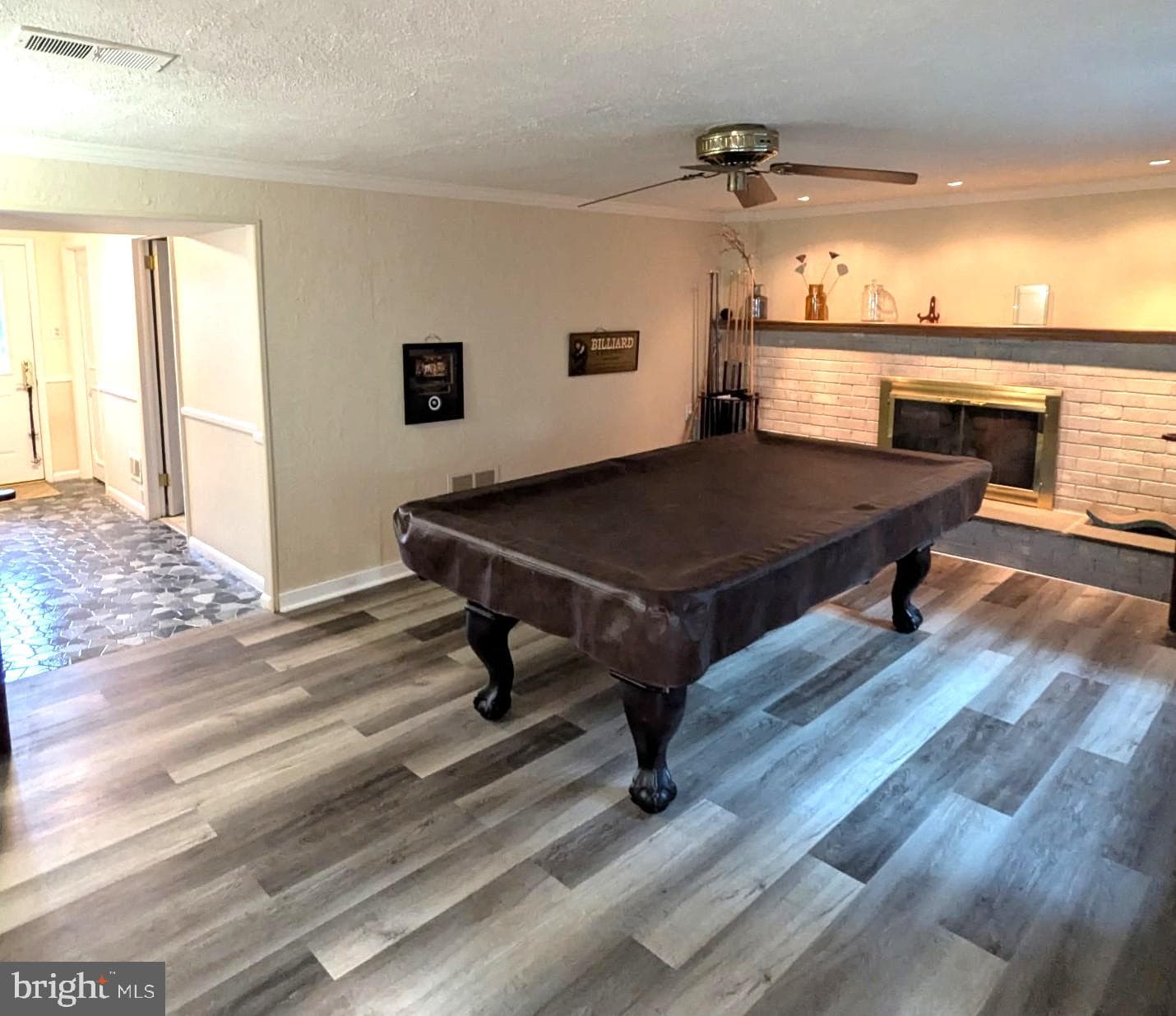 4946 James Place photo 4