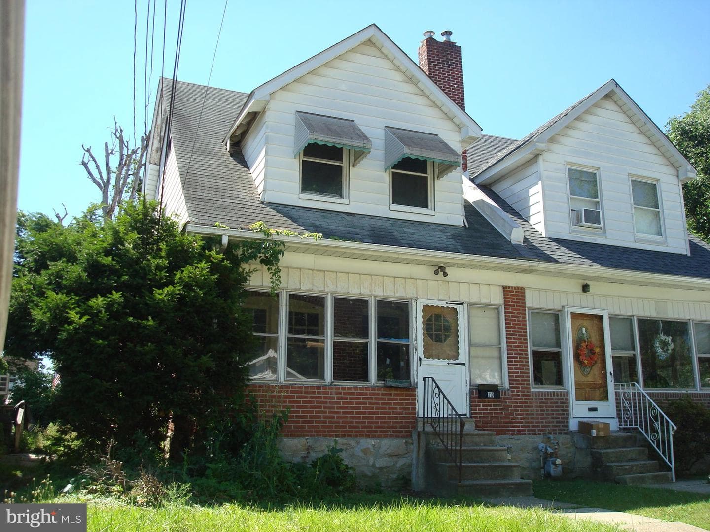 810 Bartram Avenue photo 1