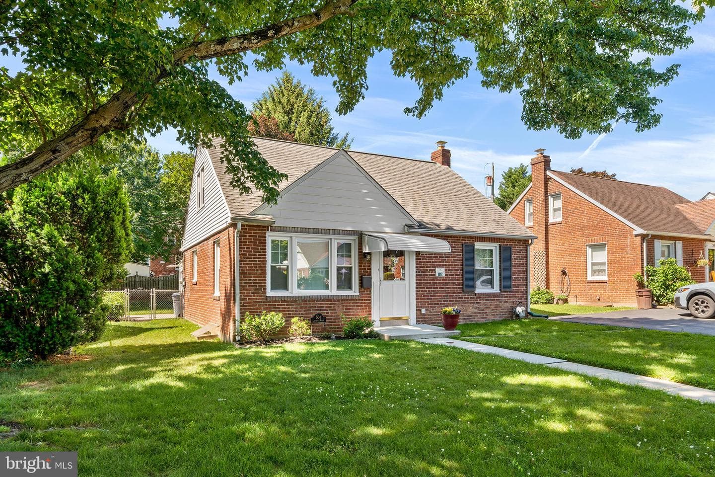504 Lawrence Road photo 3
