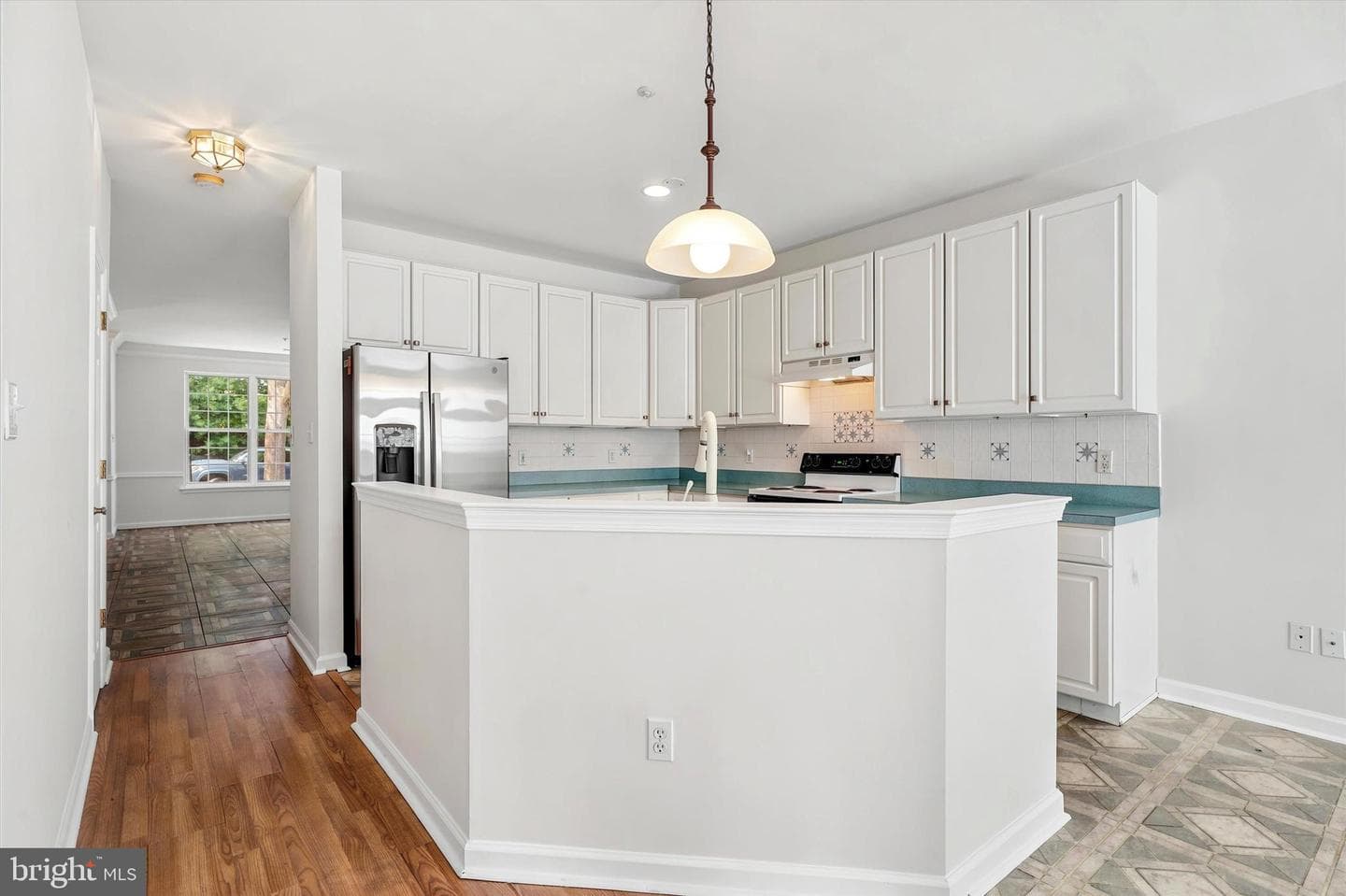 1493 Country Club Drive photo 10