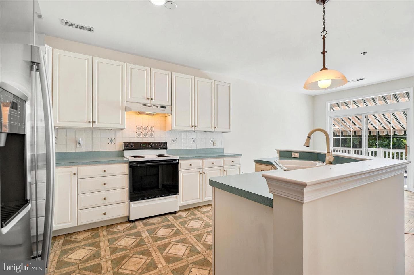 1493 Country Club Drive photo 11