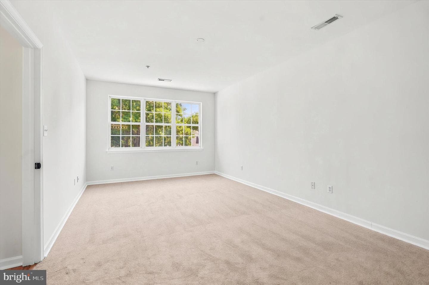 1493 Country Club Drive photo 16