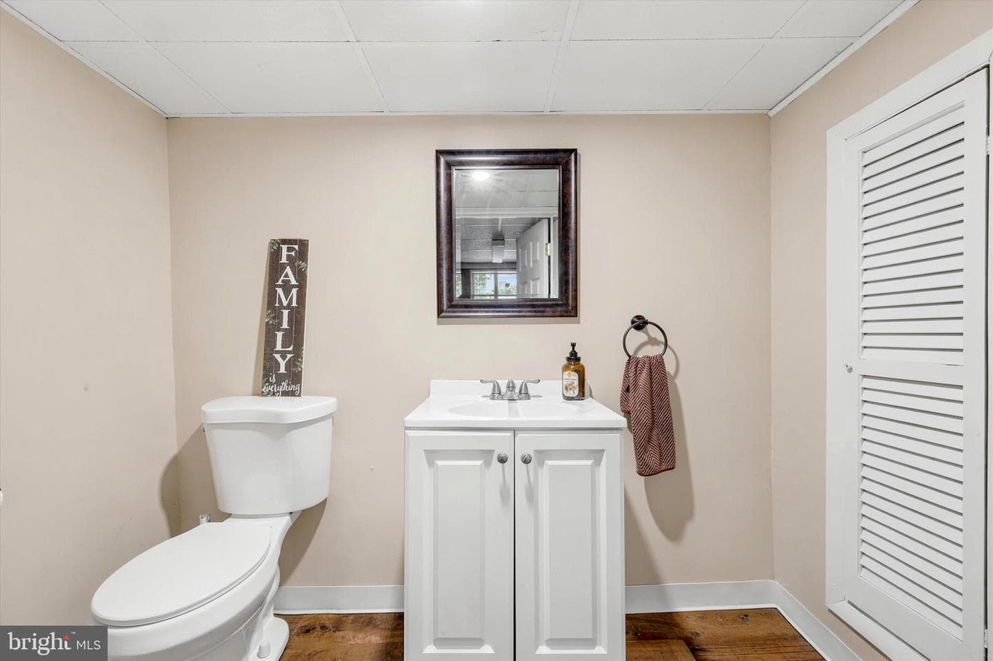 415 Custer Avenue photo 22