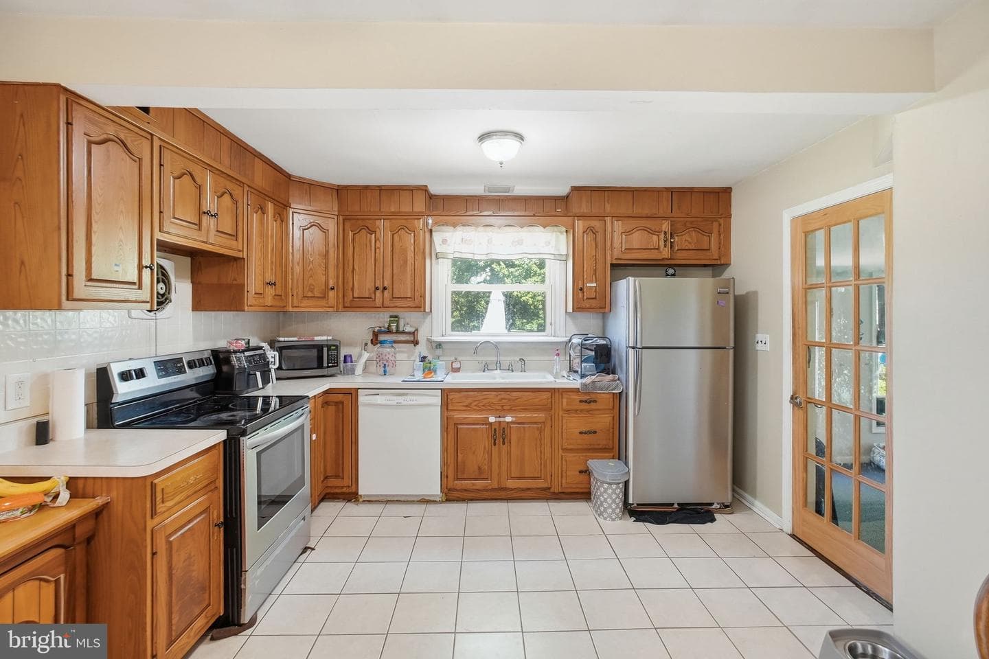 112 Meadowbrook Lane photo 8