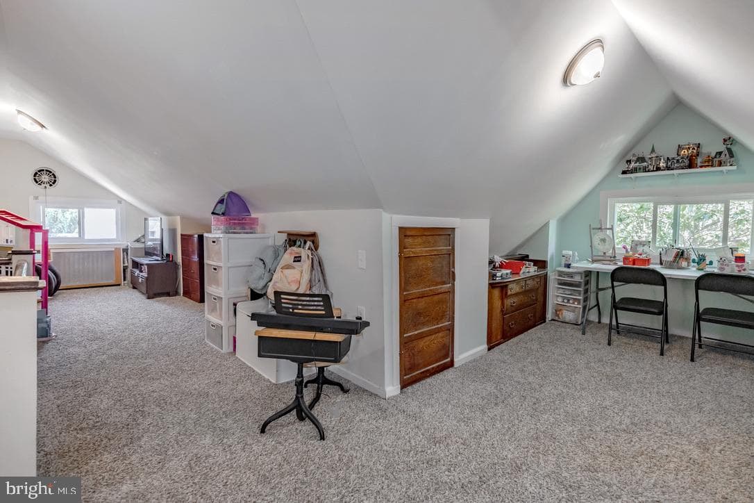 717 Anderson Avenue photo 30
