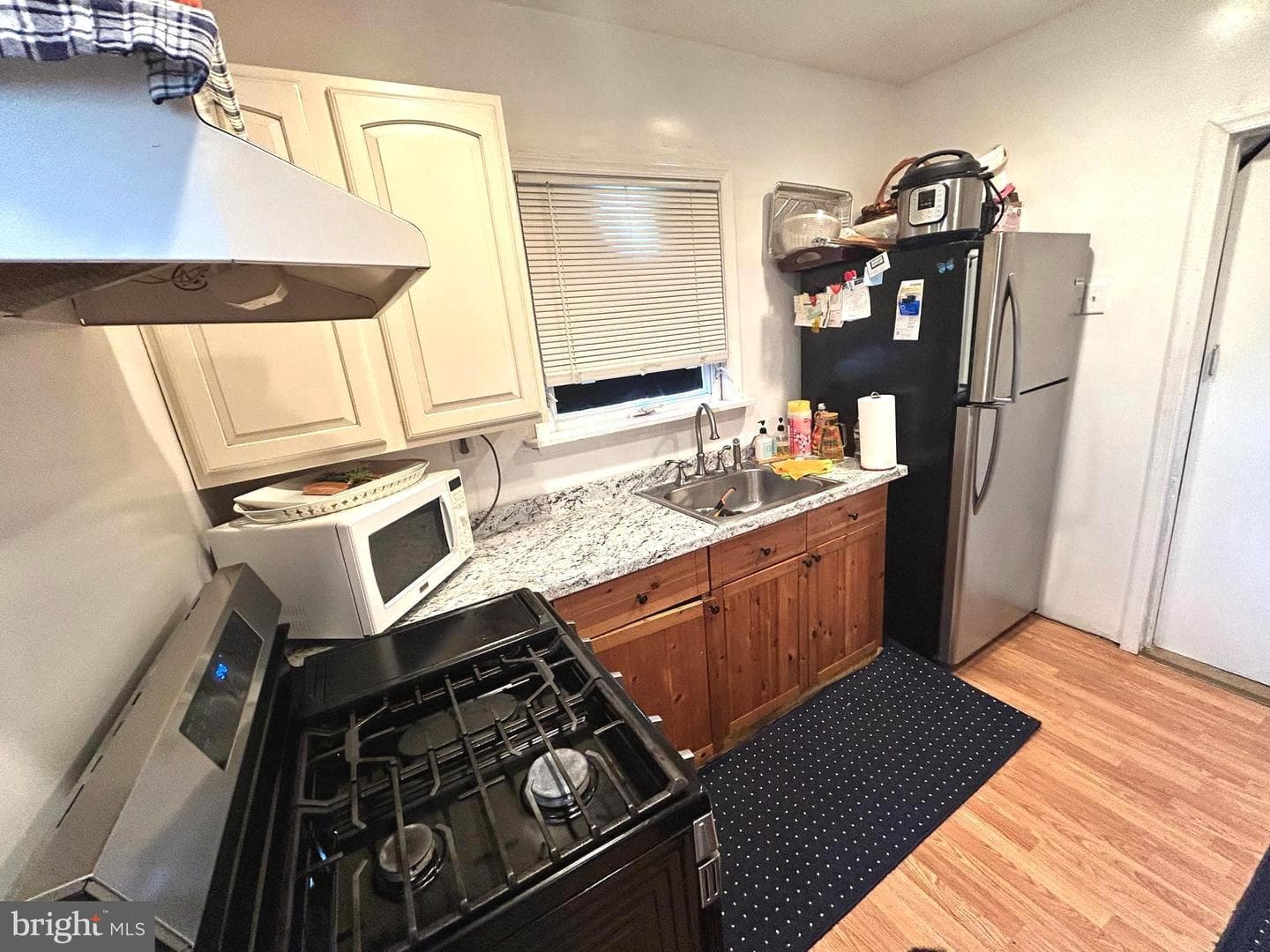 1525 Elmwood Avenue photo 28