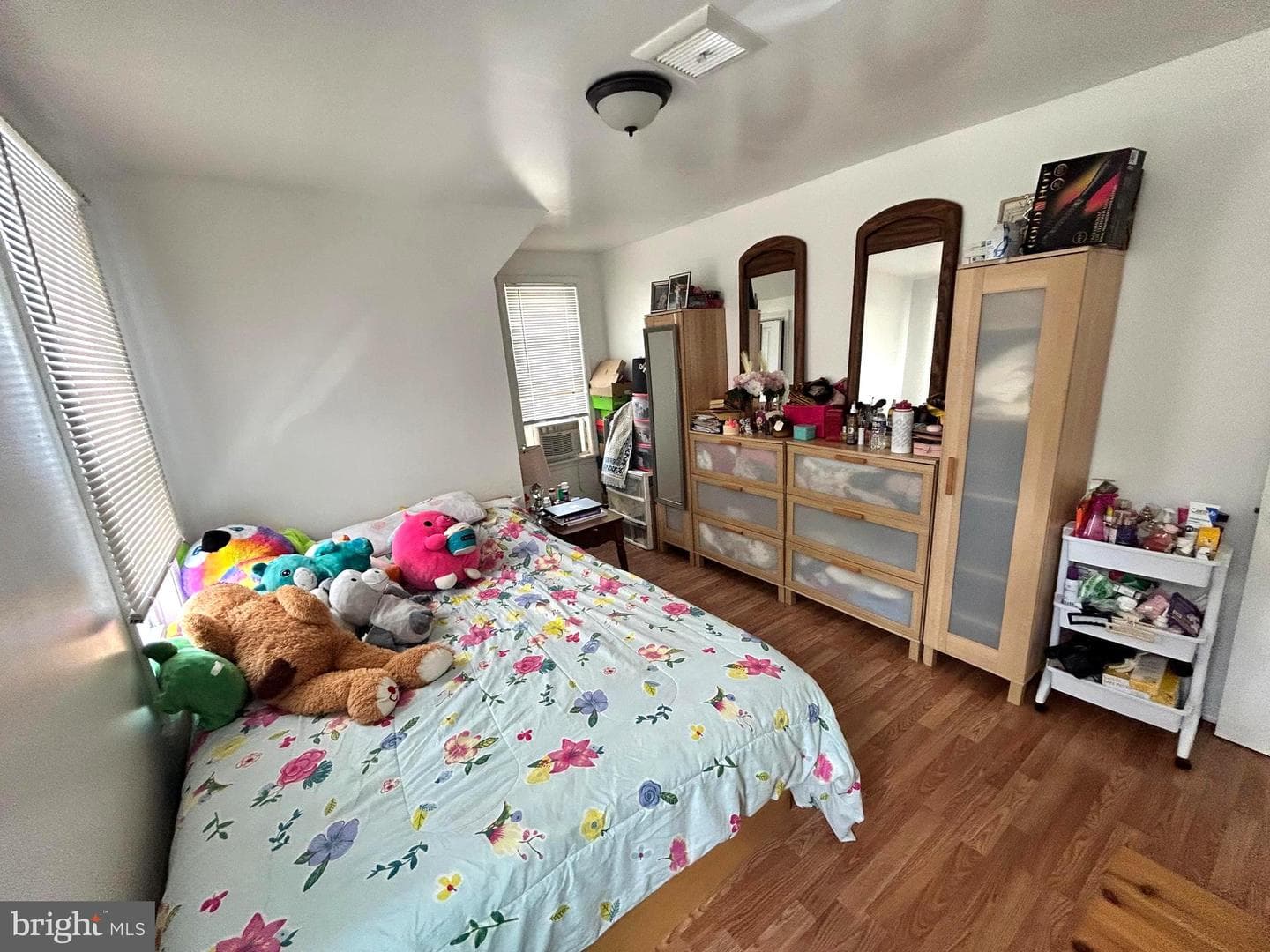 1525 Elmwood Avenue photo 37