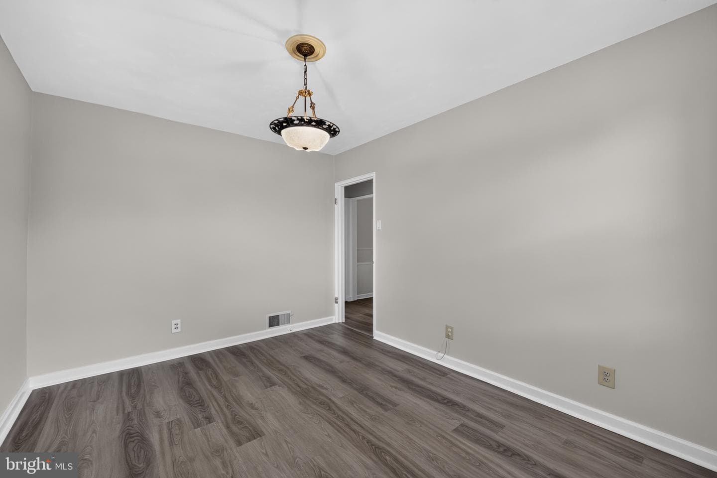 204 Sharon Park Drive photo 12
