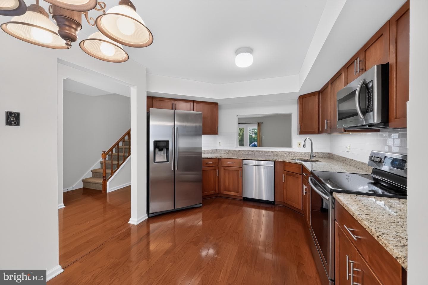 1005 N Glen Drive #1005 photo 5