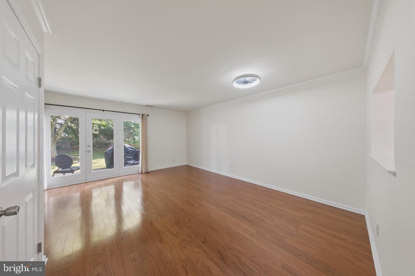 1005 N Glen Drive #1005 photo 7