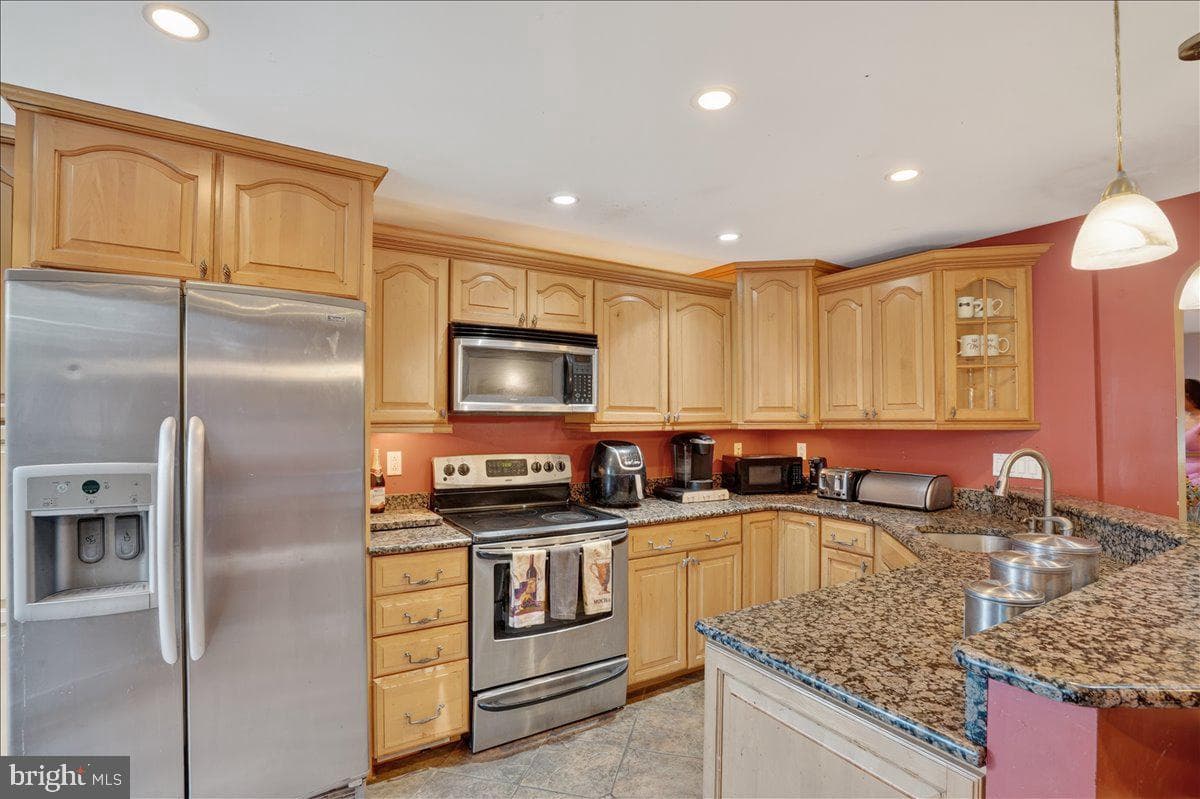 5144 Whitehall Drive photo 33