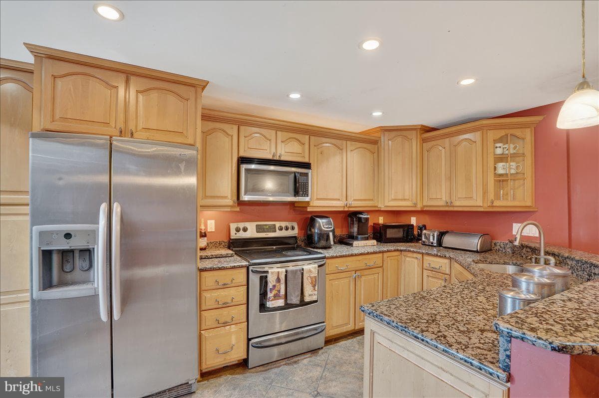 5144 Whitehall Drive photo 34