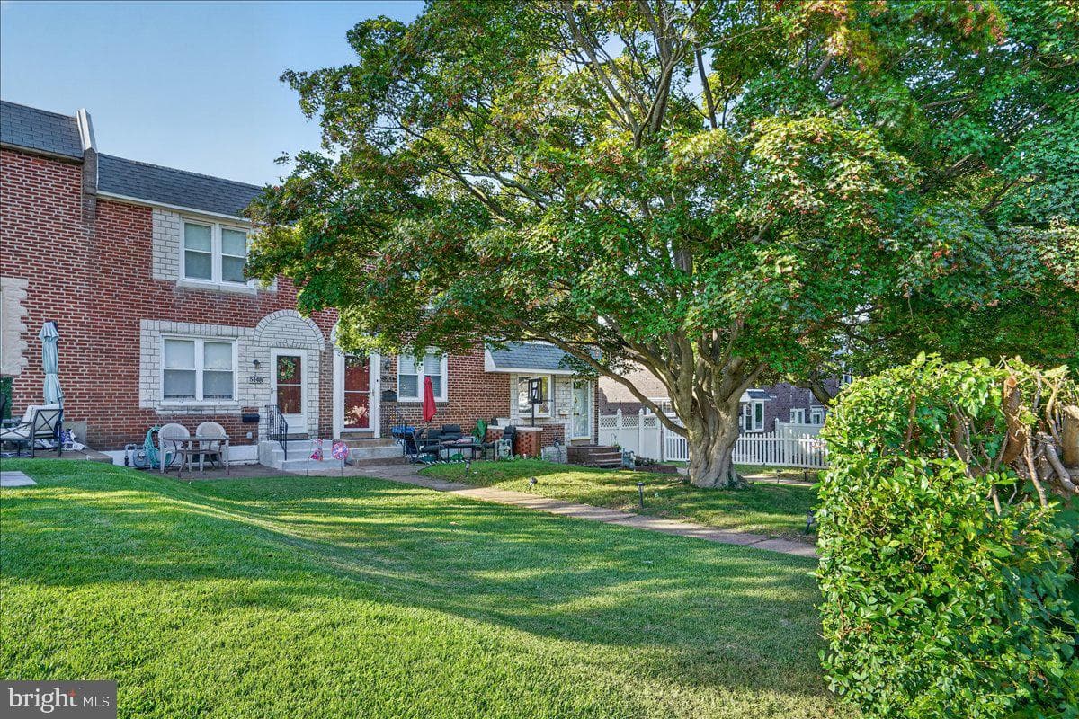 5144 Whitehall Drive photo 8