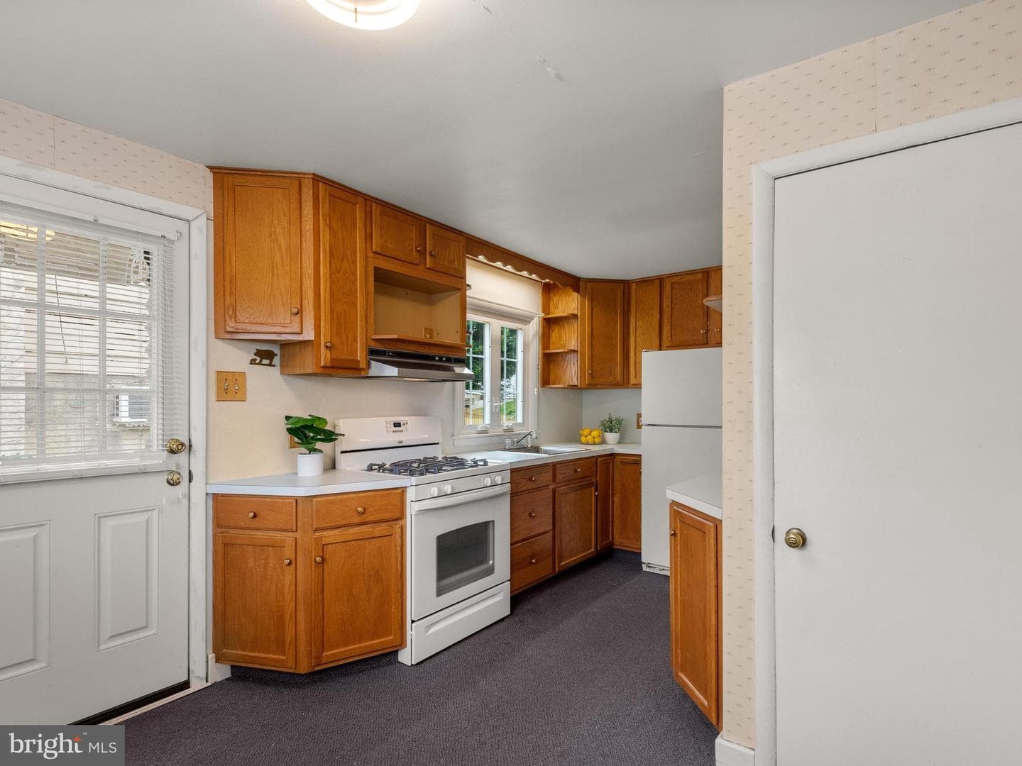 124 2nd Avenue photo 9