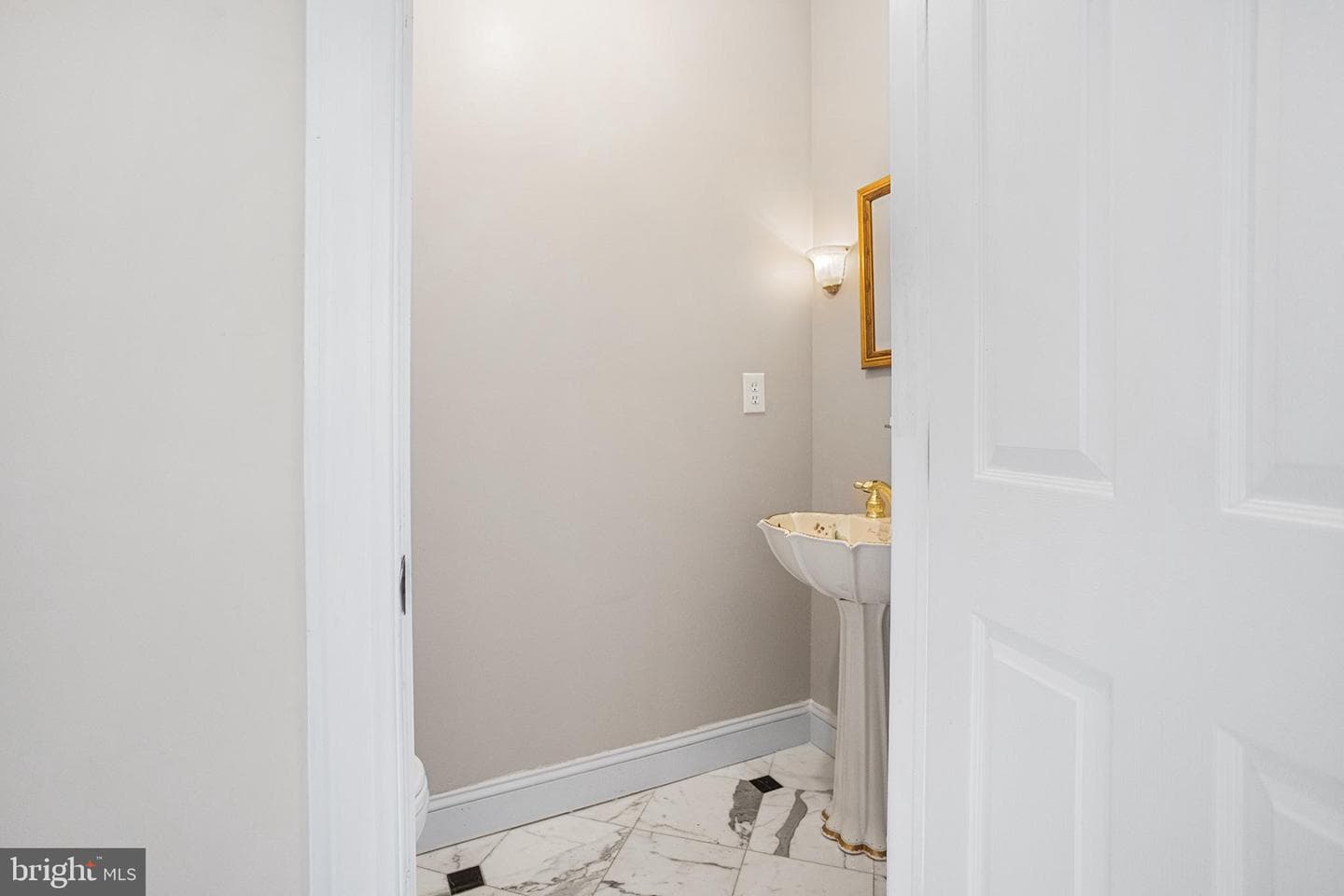 1340 Brighton Way photo 8