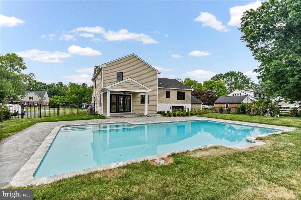 1008 Richmond Road photo 26