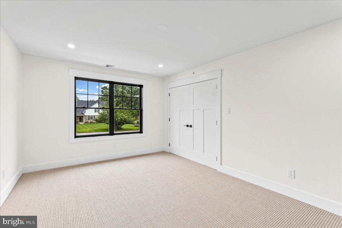 1008 Richmond Road photo 47