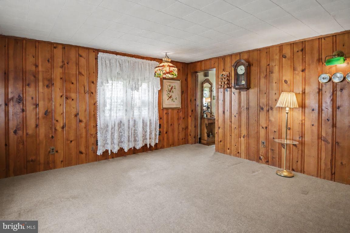 859 Wyndom Terrace photo 12