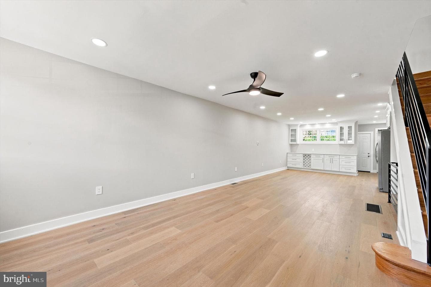 247 N Linden Avenue photo 11