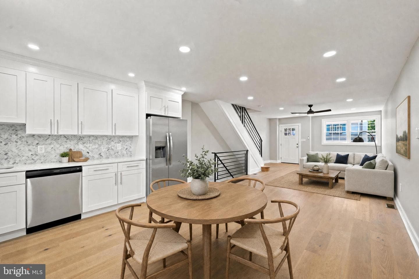 247 N Linden Avenue photo 12