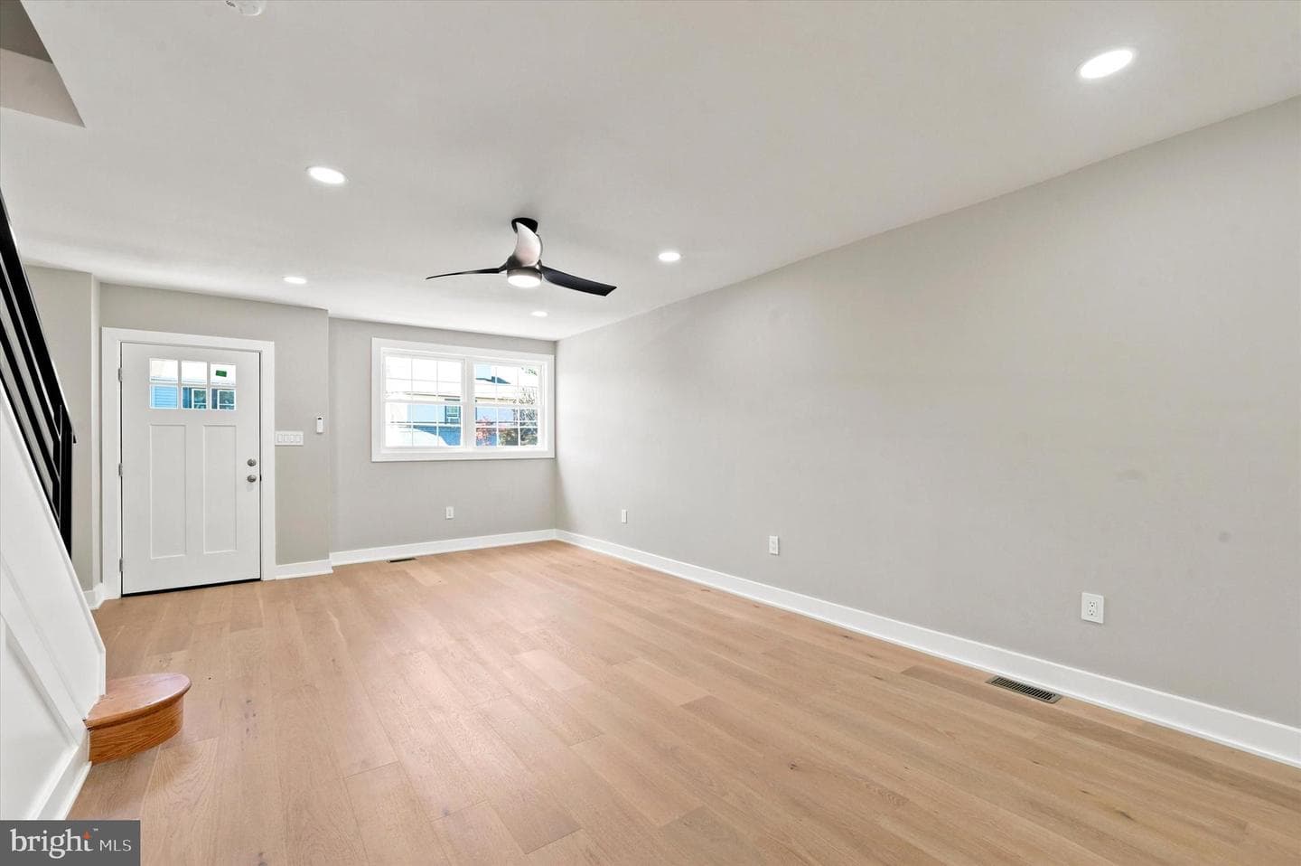 247 N Linden Avenue photo 15