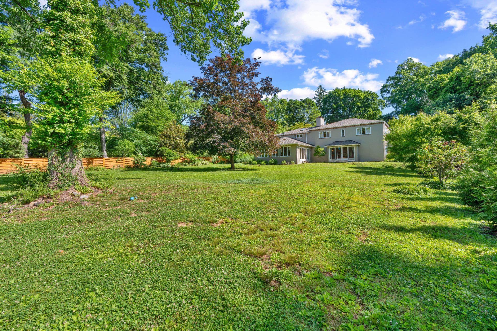 504 Glenwood Avenue photo 31