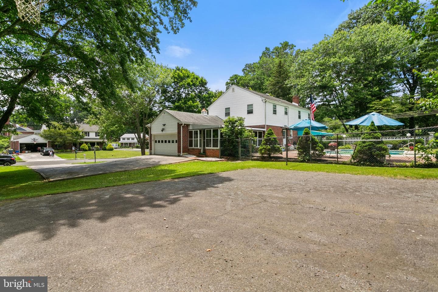 2015 Kerwood Drive photo 9