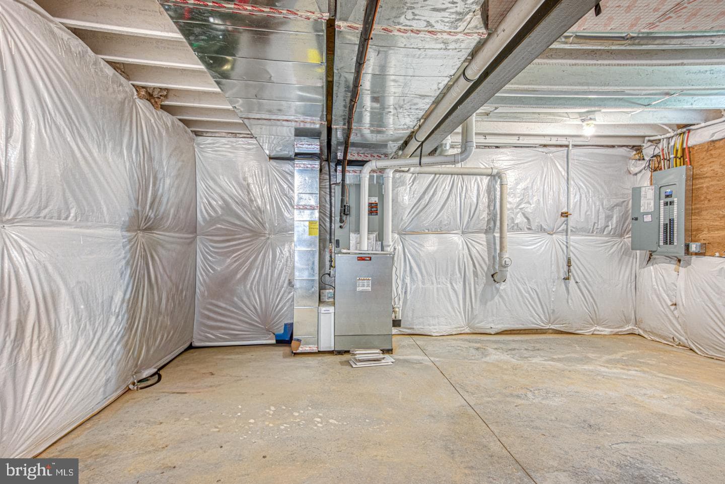 207 2nd Avenue photo 38