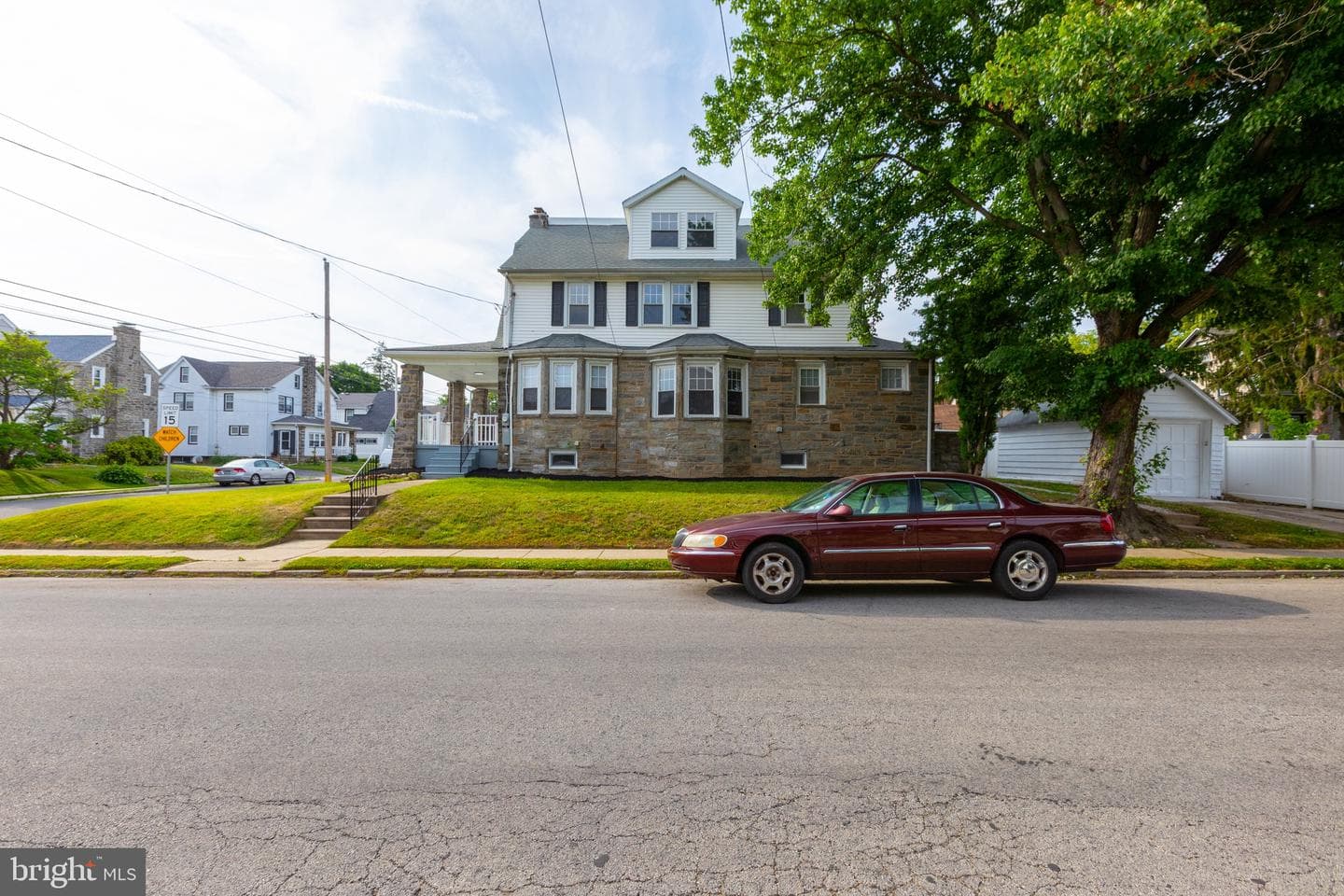 901 Ormond Avenue photo 4