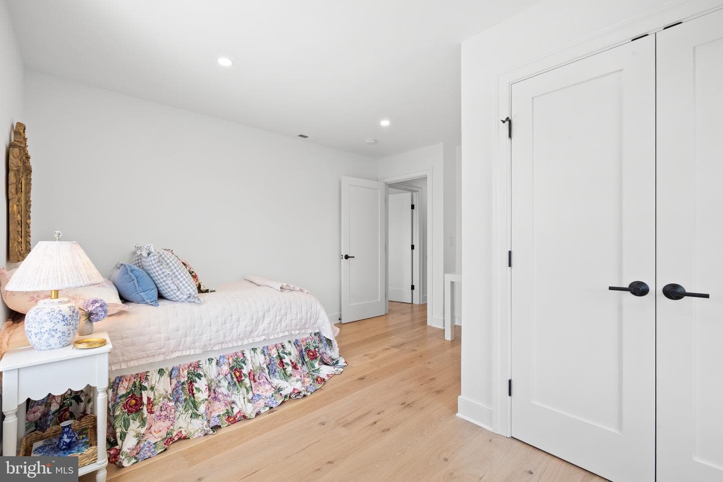 145 Sycamore Road photo 40