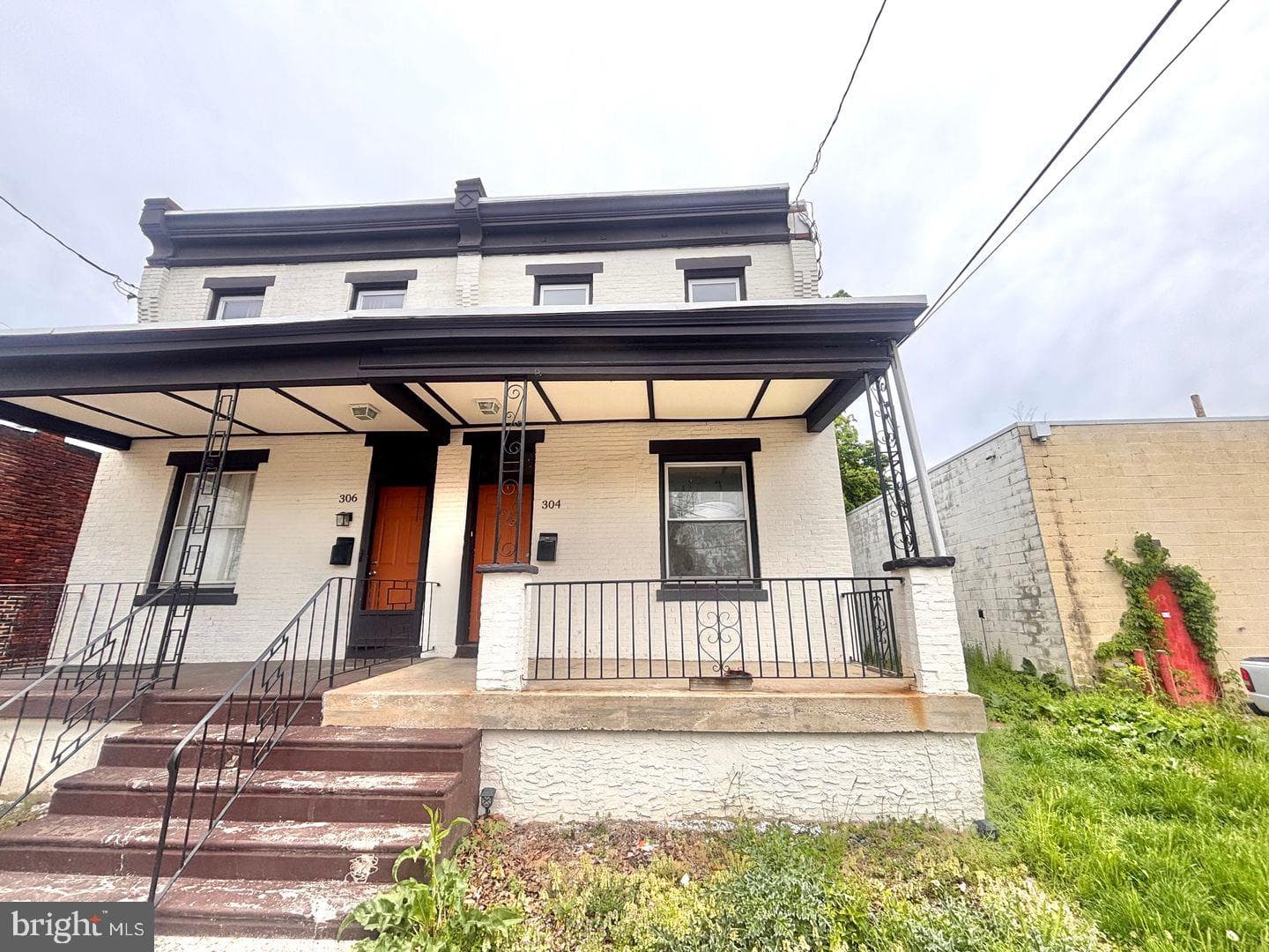 304 S 3rd