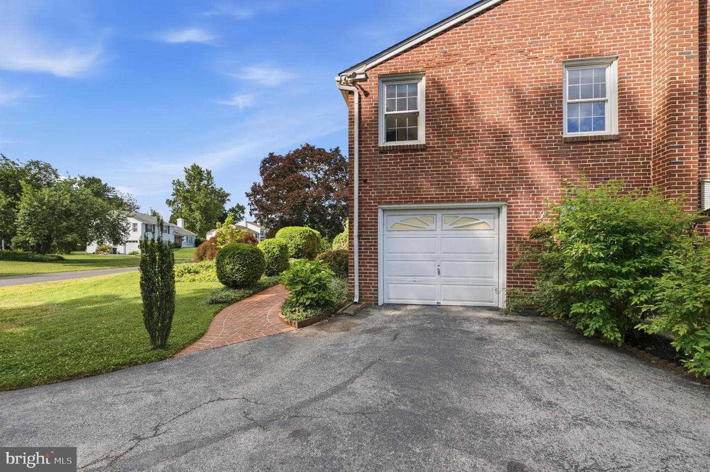 113 Lombardy Drive photo 21