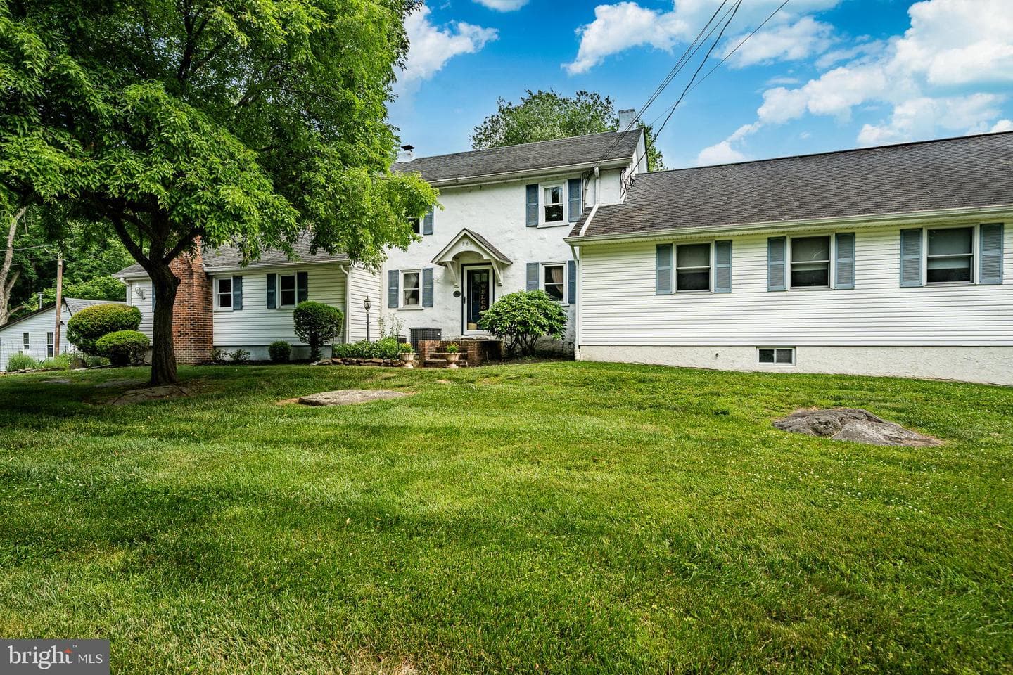 866 Shavertown Road photo 3