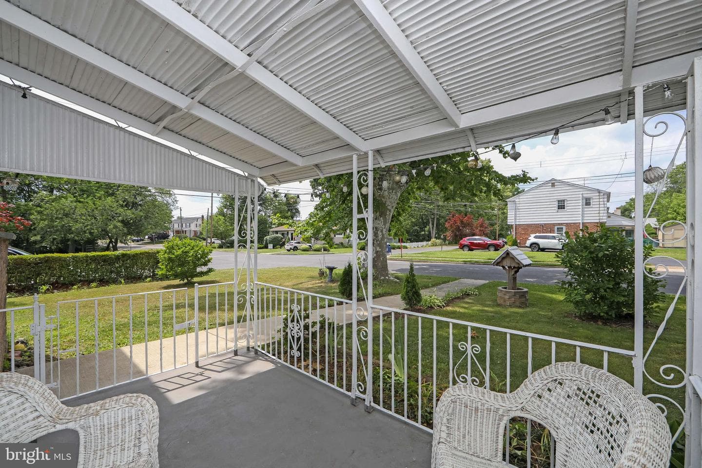 2400 Grand Avenue photo 11