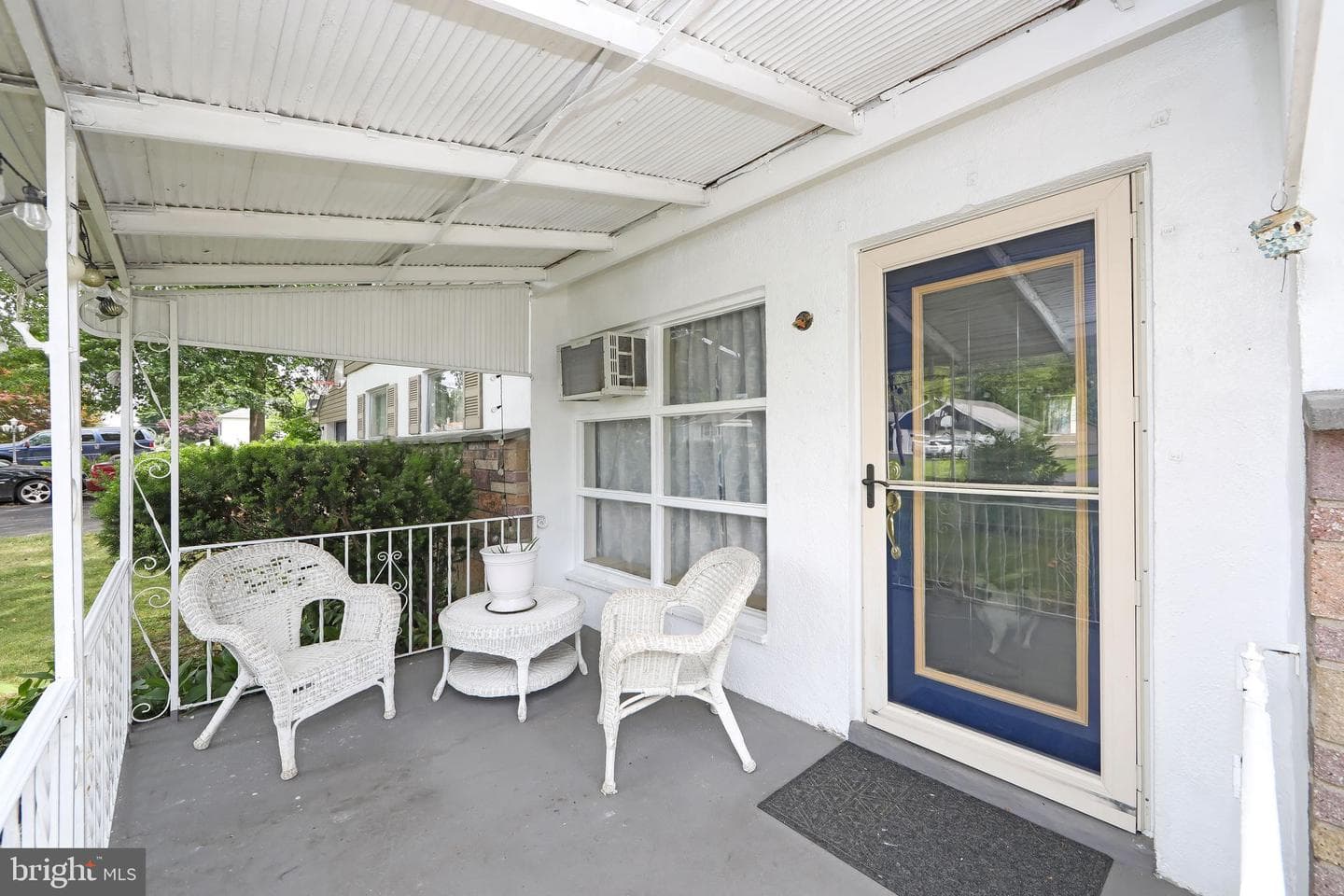 2400 Grand Avenue photo 13