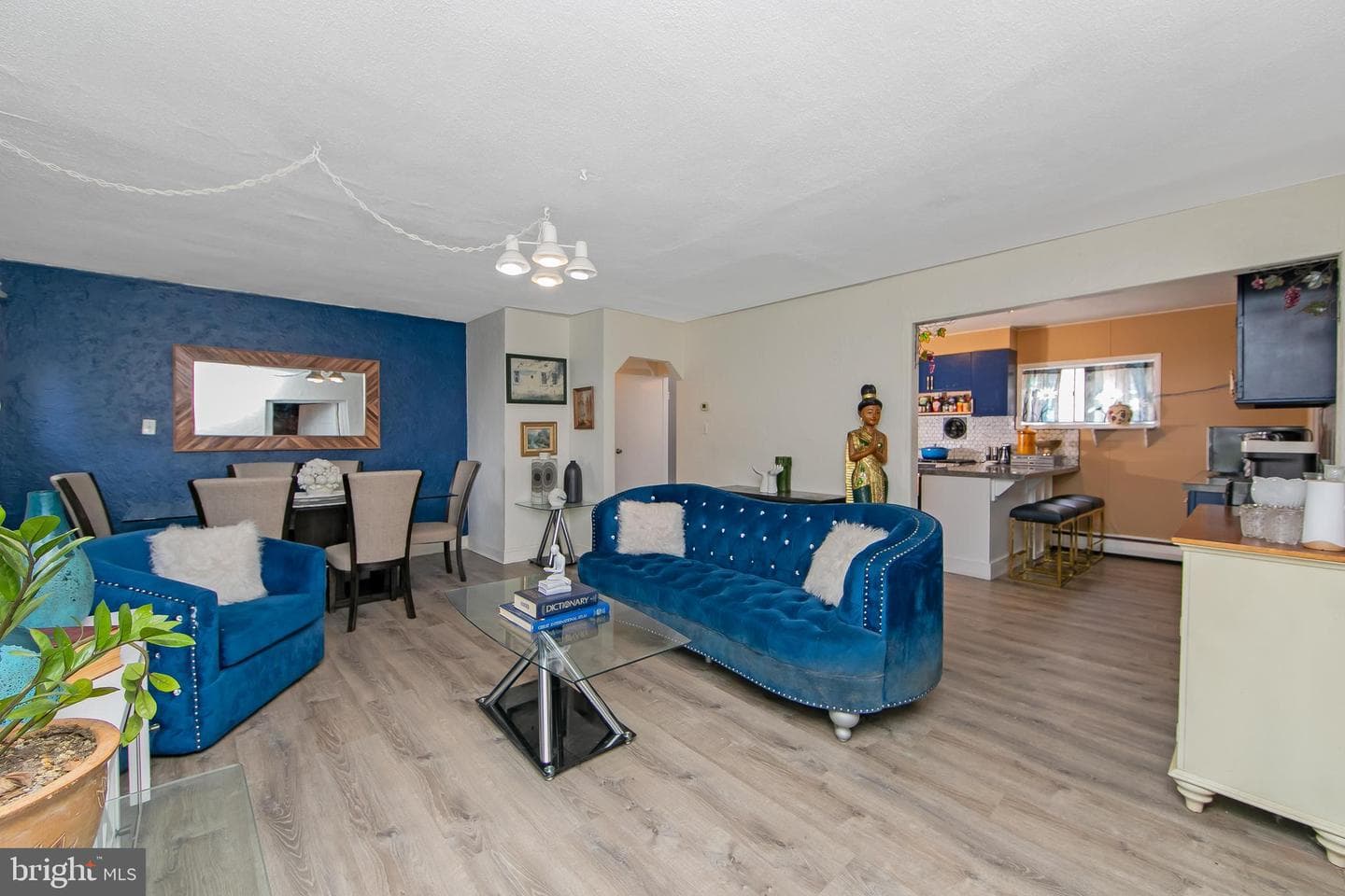 2400 Grand Avenue photo 14