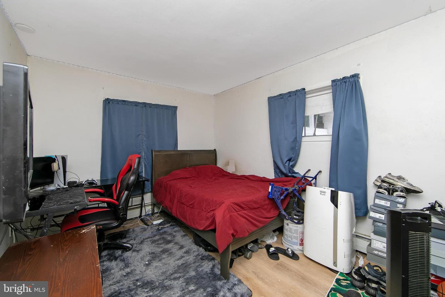 2400 Grand Avenue photo 26