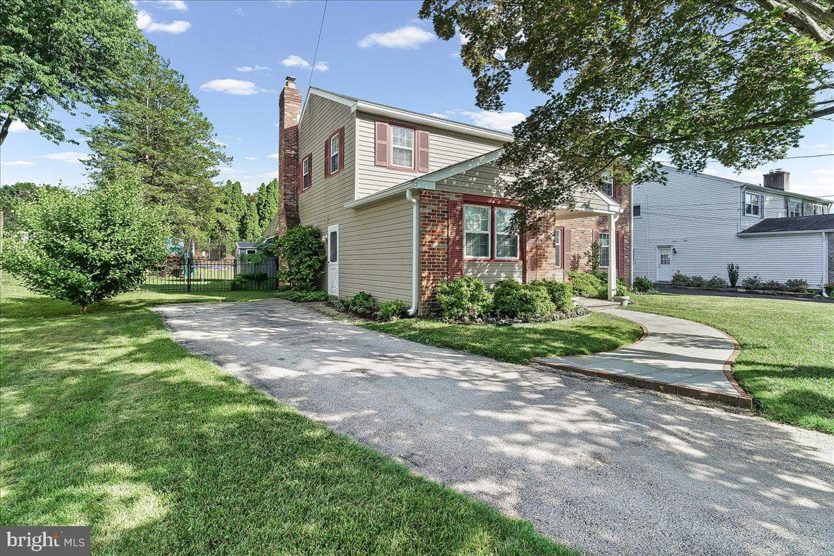 513 Beatty Road photo 3